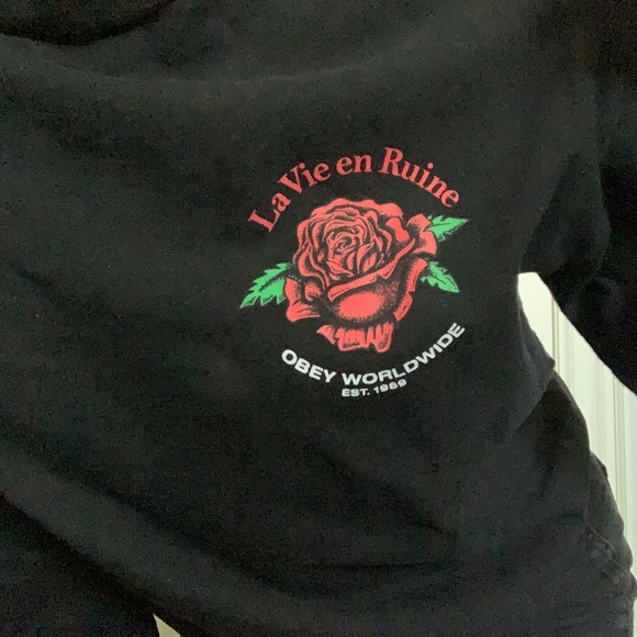 OBEY T-shirt - Picture 2 of 4